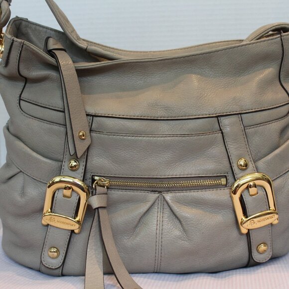 B. Makowsky Leather Shoulder Bag Beige w/gold hardware - Picture 2 of 16